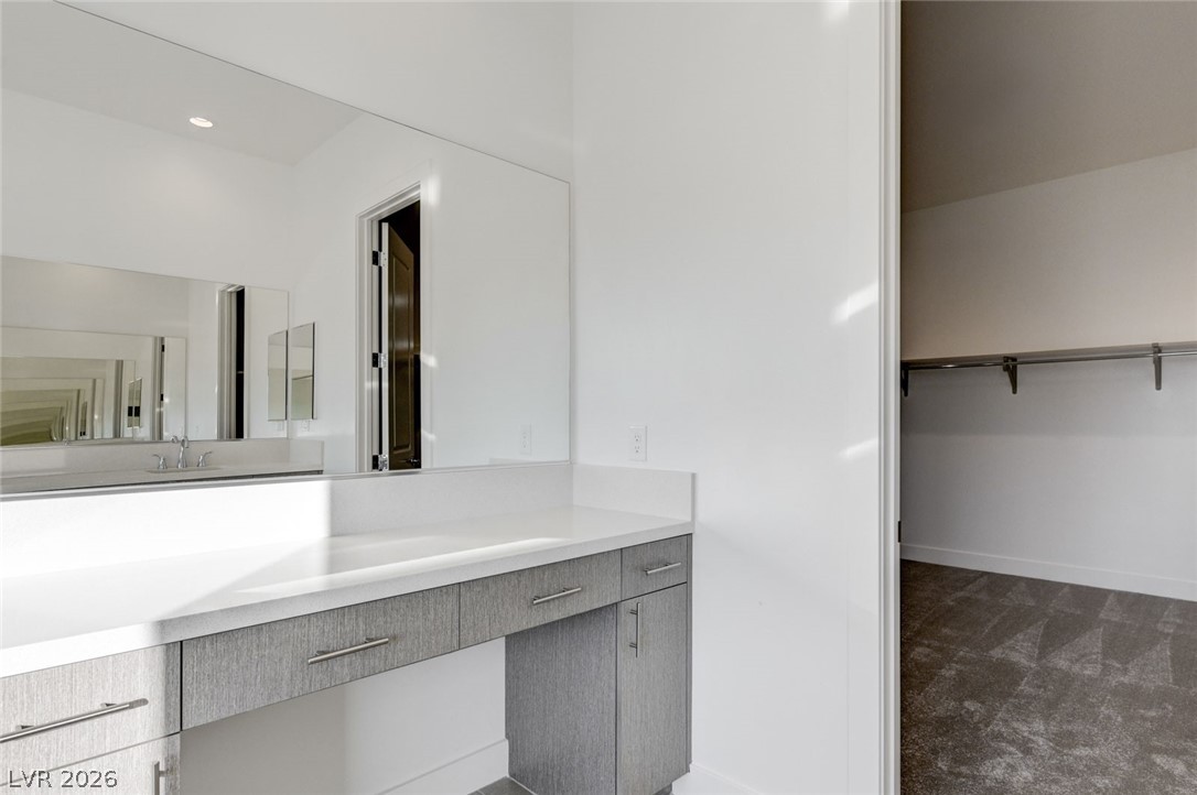 10738 Desert Heights Avenue Las Vegas NV 89135