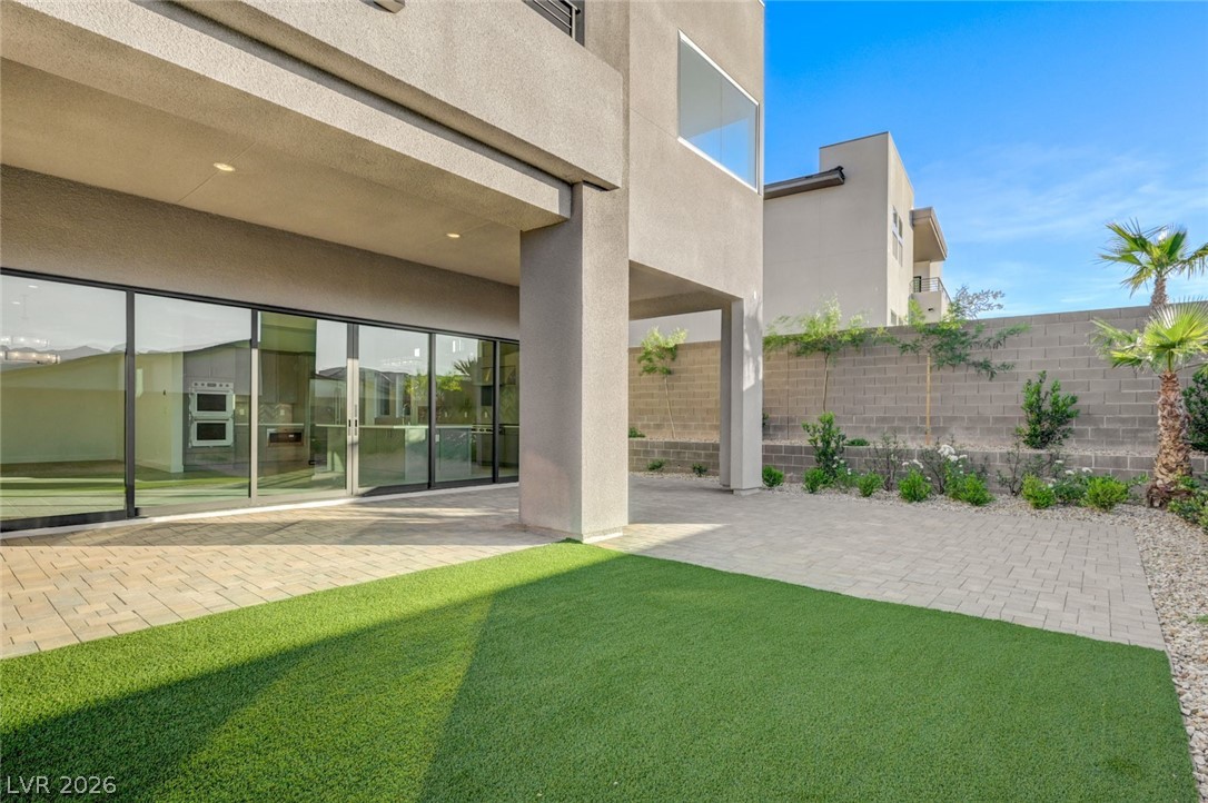 10738 Desert Heights Avenue Las Vegas NV 89135