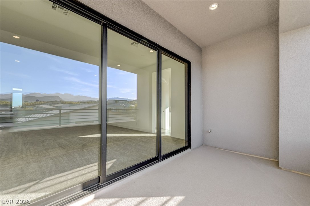 10738 Desert Heights Avenue Las Vegas NV 89135