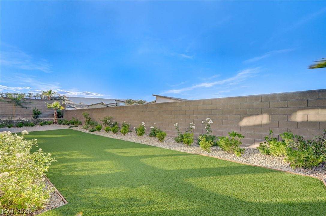 10738 Desert Heights Avenue Las Vegas NV 89135