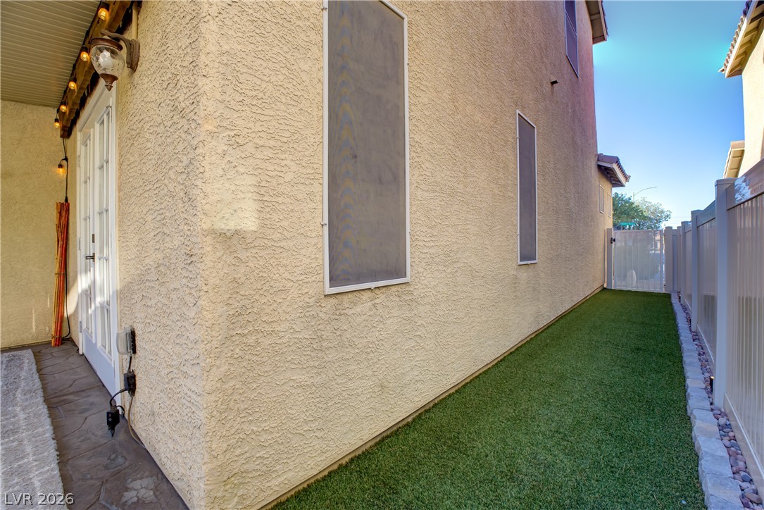 1421 Winters Run Avenue Las Vegas NV 89183