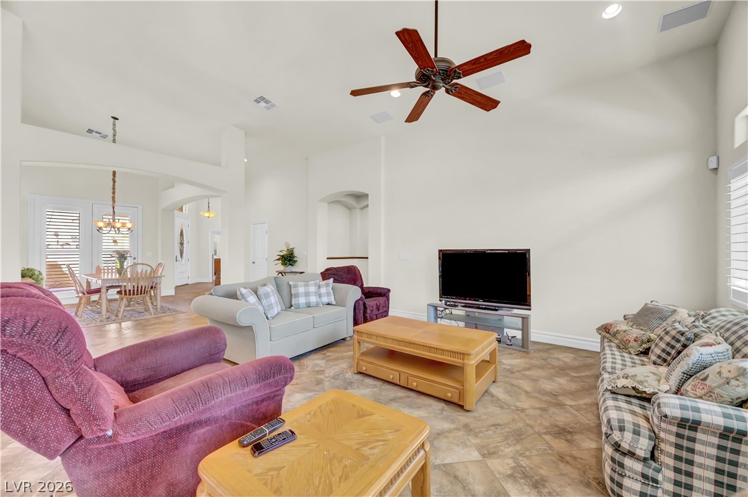 8215 Southern Comfort Avenue Las Vegas NV 89131