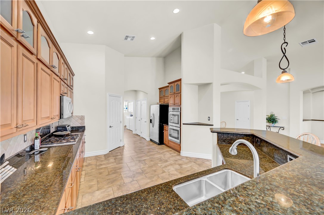 8215 Southern Comfort Avenue Las Vegas NV 89131
