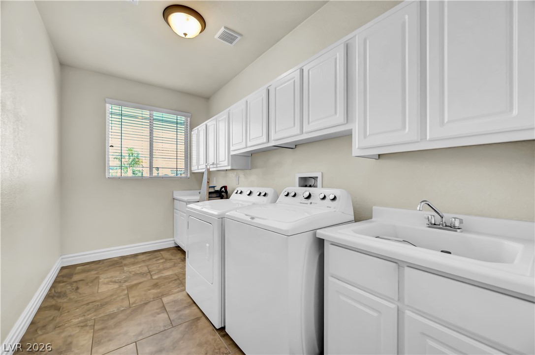8215 Southern Comfort Avenue Las Vegas NV 89131