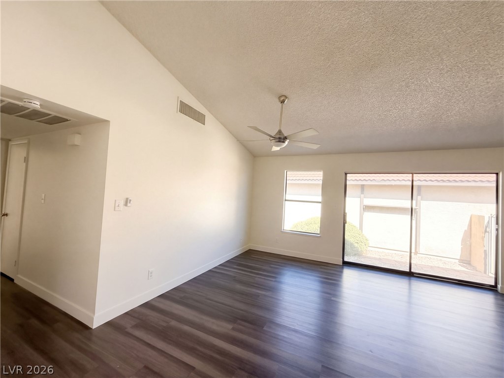 3924 Applecrest Street Las Vegas NV 89108