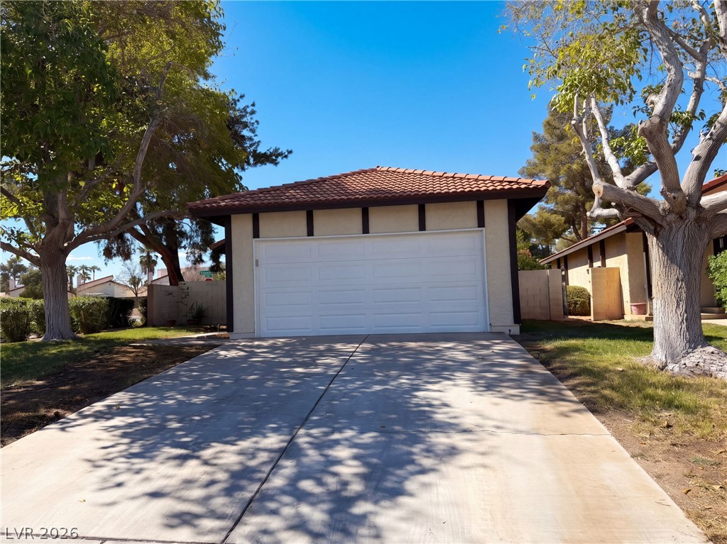 3924 Applecrest Street Las Vegas NV 89108