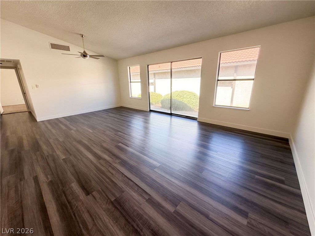 3924 Applecrest Street Las Vegas NV 89108