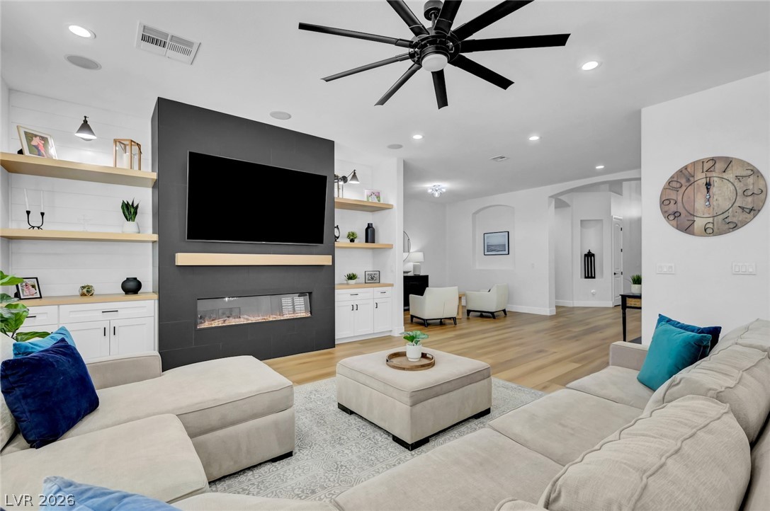 9155 Cimarron River Court Las Vegas NV 89149