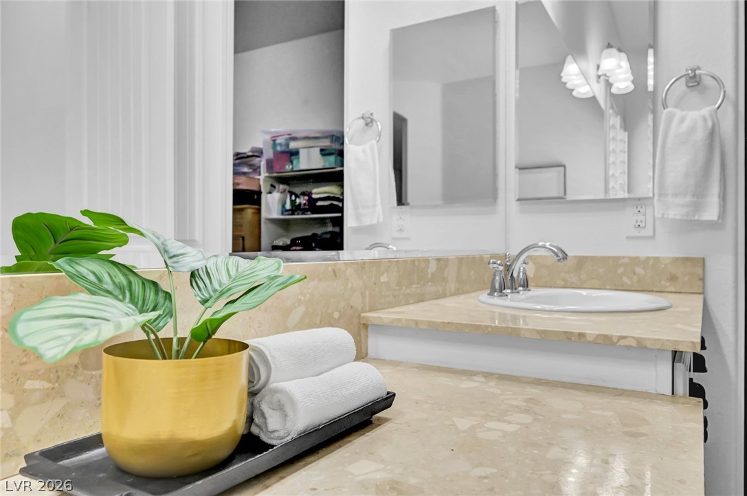 9155 Cimarron River Court Las Vegas NV 89149