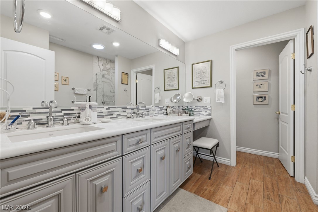221 Rosemary Lane Las Vegas NV 89107