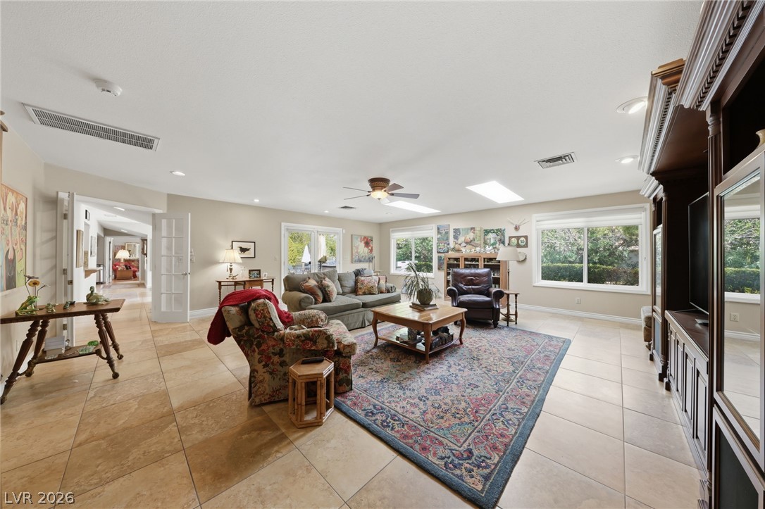 221 Rosemary Lane Las Vegas NV 89107
