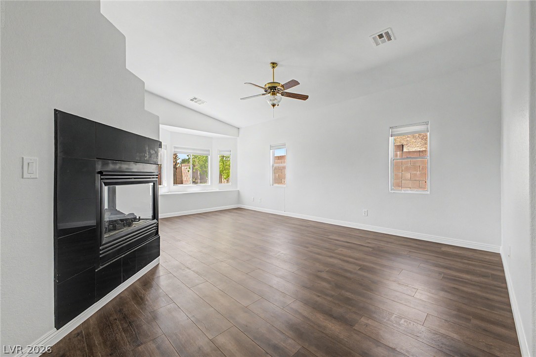 2703 Tercel Way North Las Vegas NV 89084