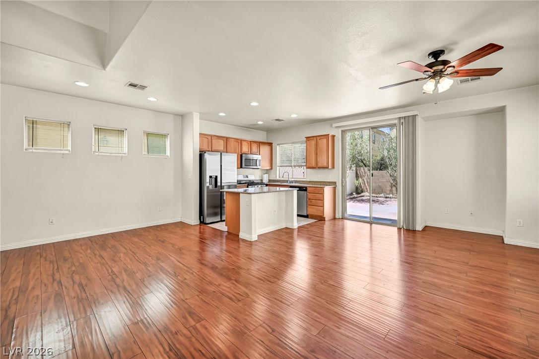 5412 Tinker Toy Avenue Las Vegas NV 89139