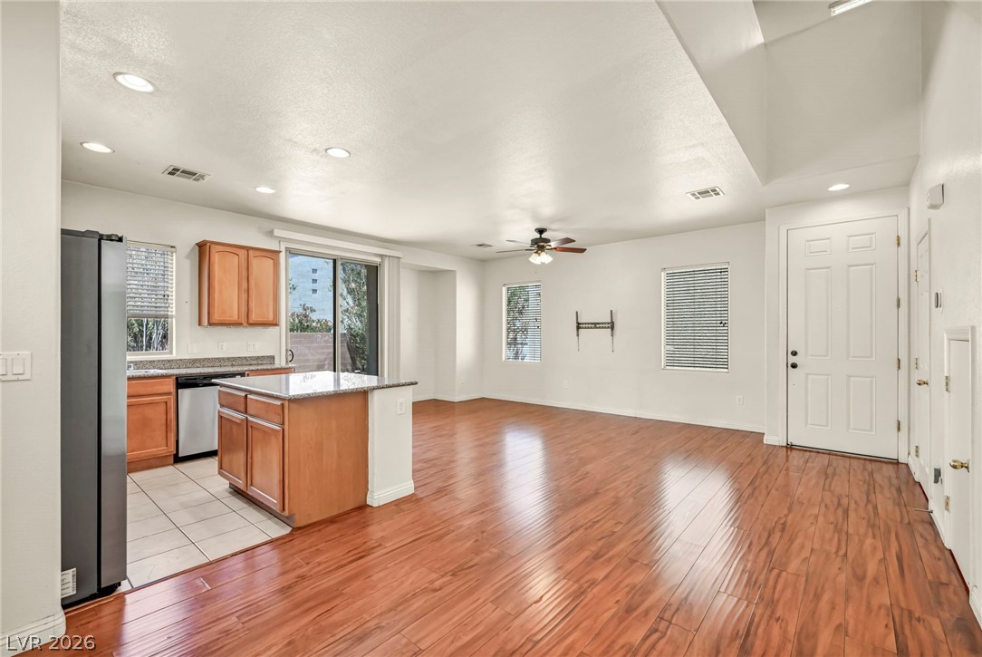 5412 Tinker Toy Avenue Las Vegas NV 89139