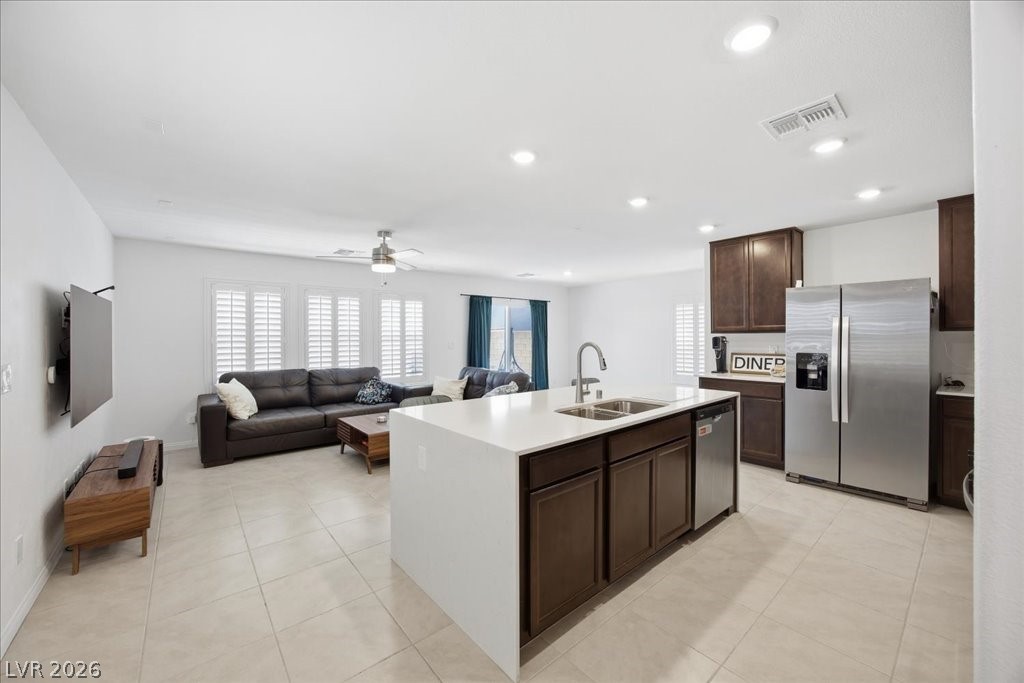 8724 Crestwood Hills Street Las Vegas NV 89113