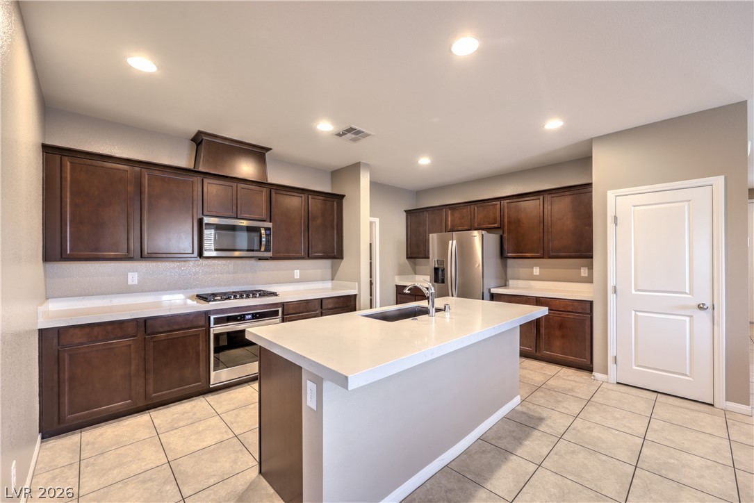 4658 Chestnut Tiger Street North Las Vegas NV 89031