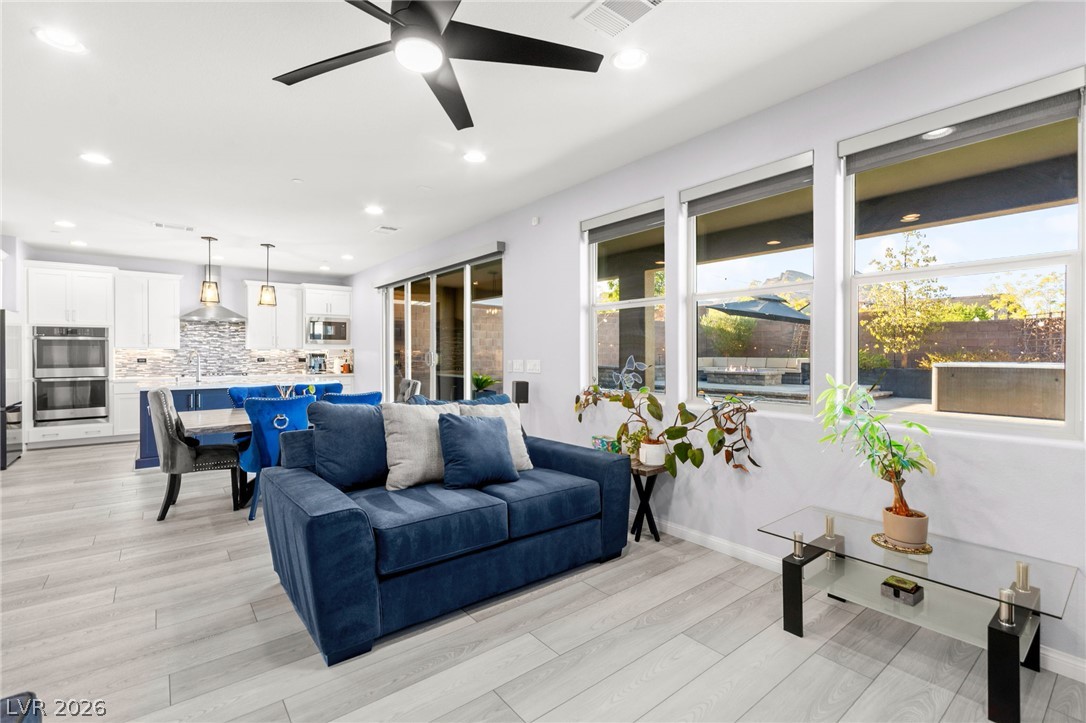 11548 Salt Creek Avenue Las Vegas NV 89138