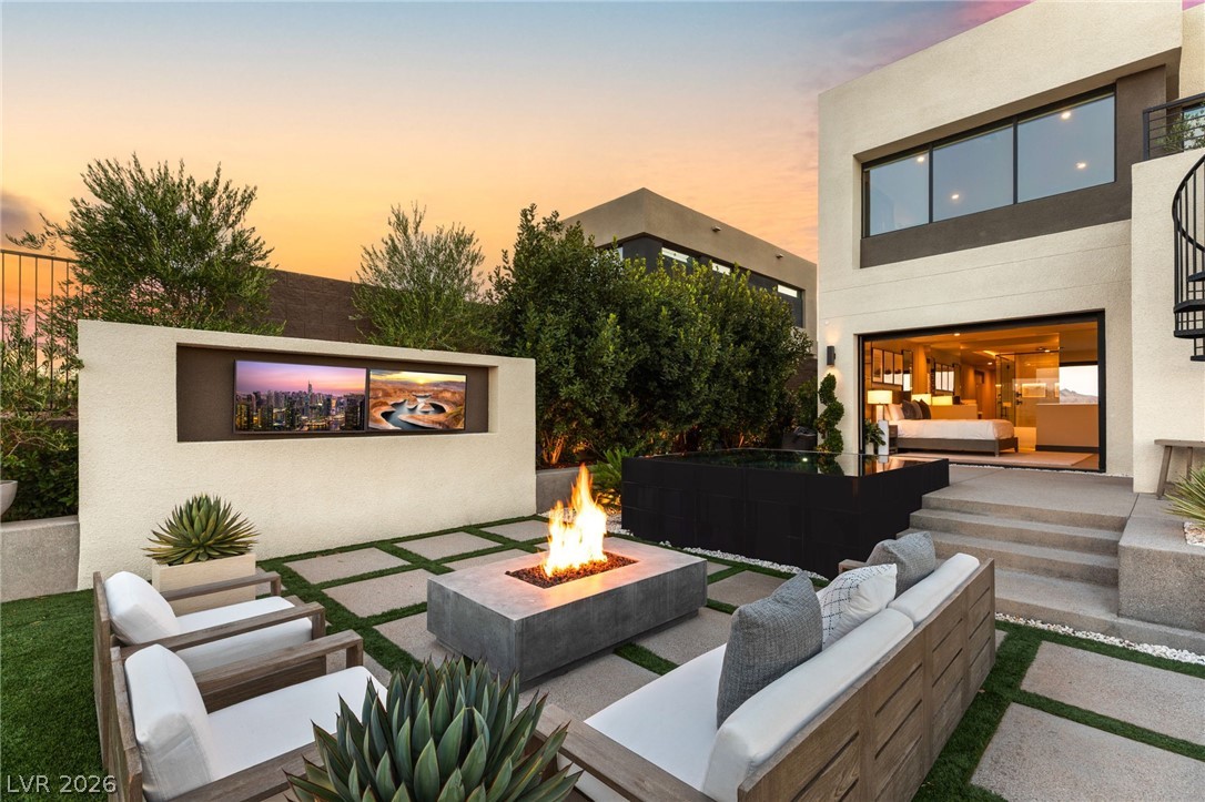 12 Desert Lake Lane Henderson NV 89011