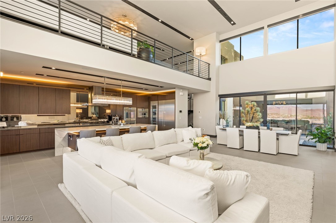 12 Desert Lake Lane Henderson NV 89011