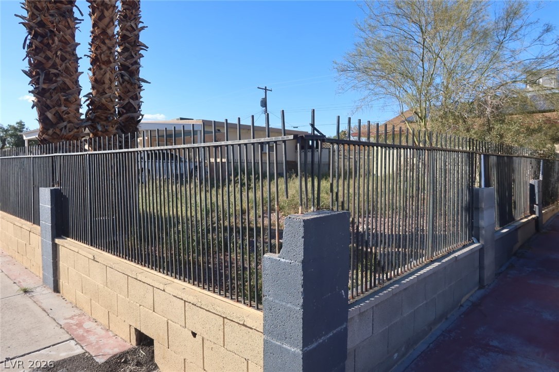 1114 Westminster Avenue Las Vegas NV 89119