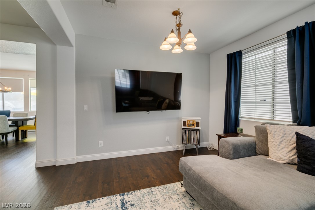 7572 Catalina Harbor Street Las Vegas NV 89131