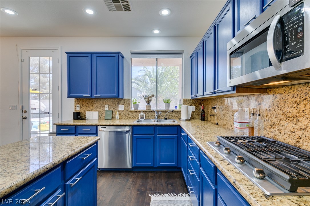7572 Catalina Harbor Street Las Vegas NV 89131