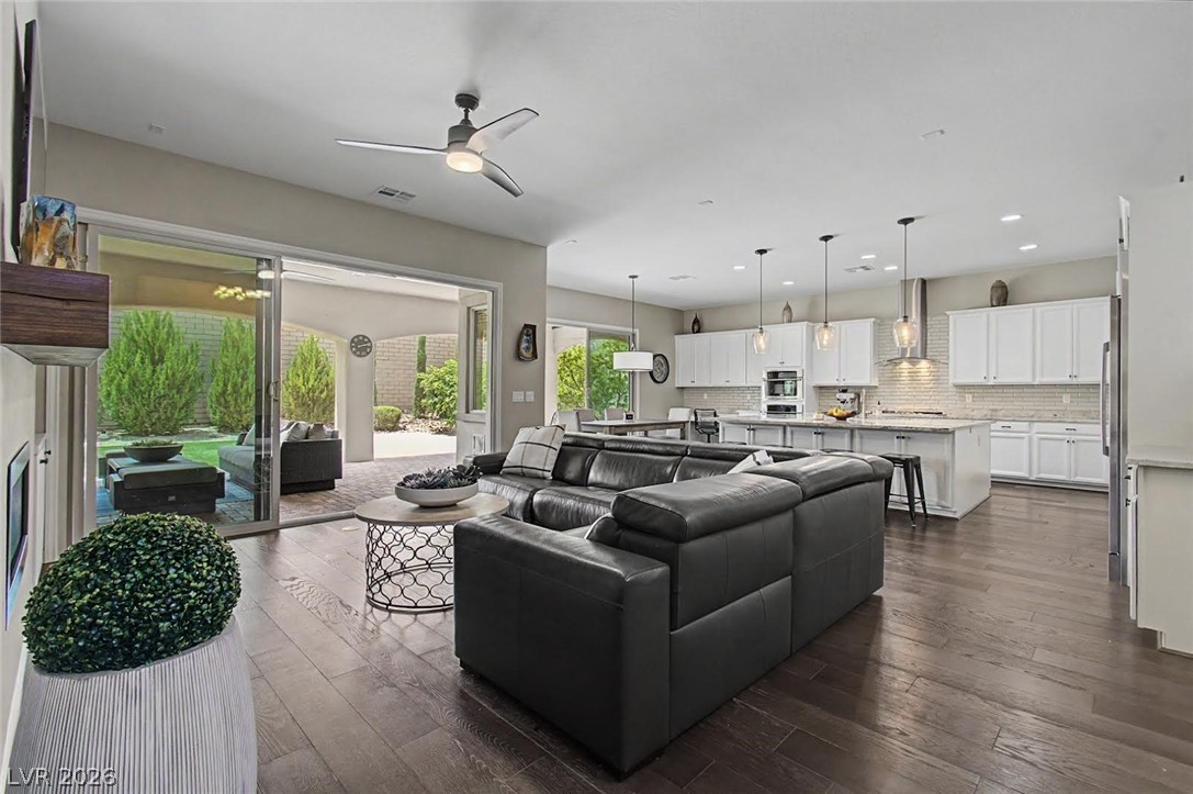 345 Elder View Drive Las Vegas NV 89138