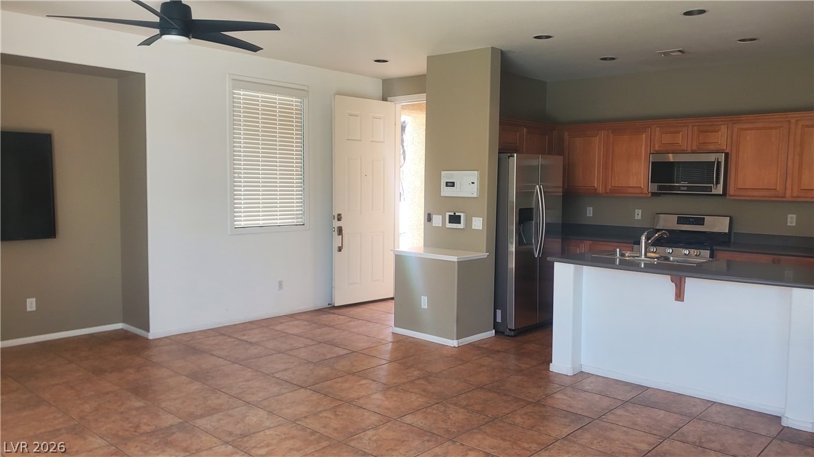 7471 Burnt Oak Avenue Las Vegas NV 89113