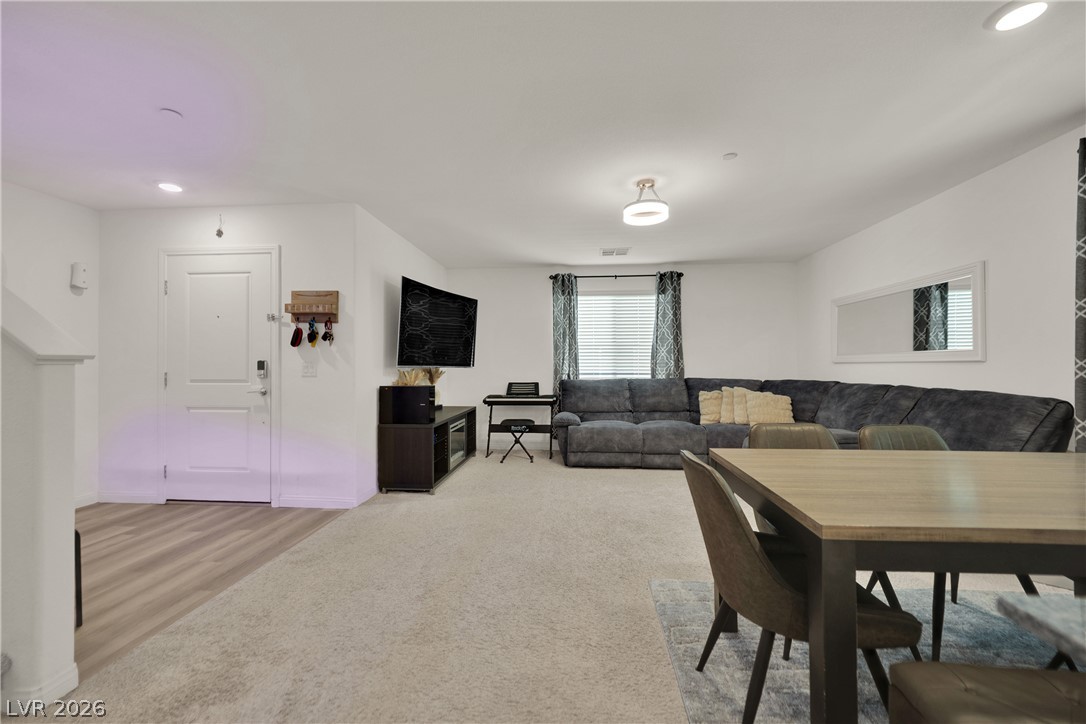 2844 Mariner Turquoise Lane 1 Las Vegas NV 89183