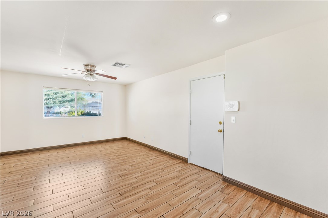 2027 Fountain Valley Way North Las Vegas NV 89031