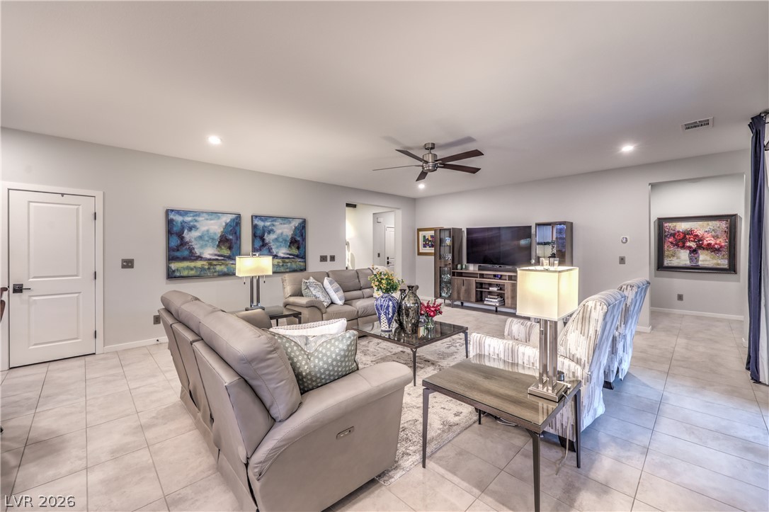 6841 Peakview Street North Las Vegas NV 89084