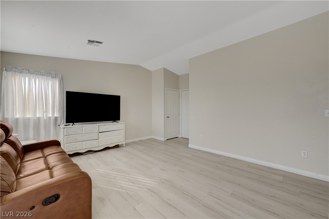 2025 Hollow Oak Avenue North Las Vegas NV 89031