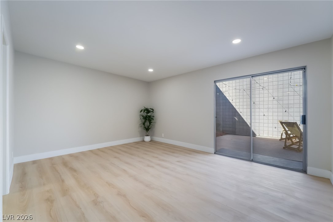3743 Colonial Drive Las Vegas NV 89121