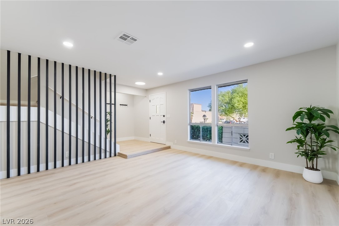 3743 Colonial Drive Las Vegas NV 89121