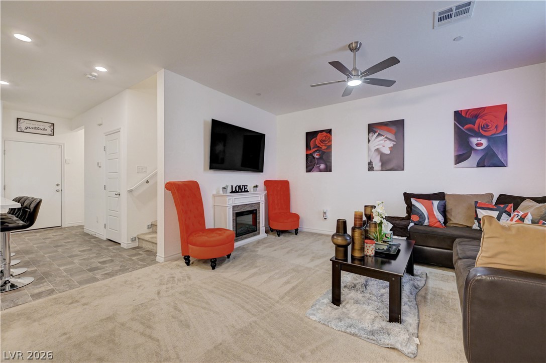 792 Grand Country Avenue North Las Vegas NV 89086