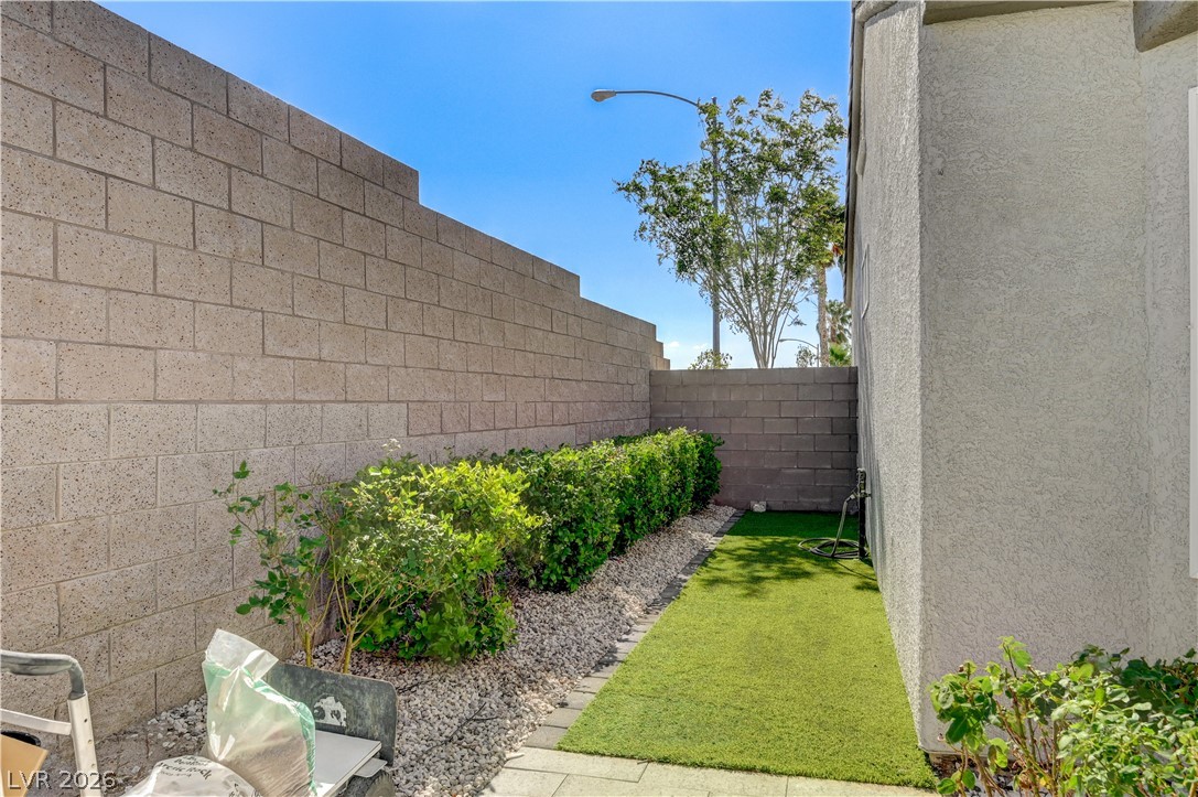 2106 Oliver Springs Street Henderson NV 89052