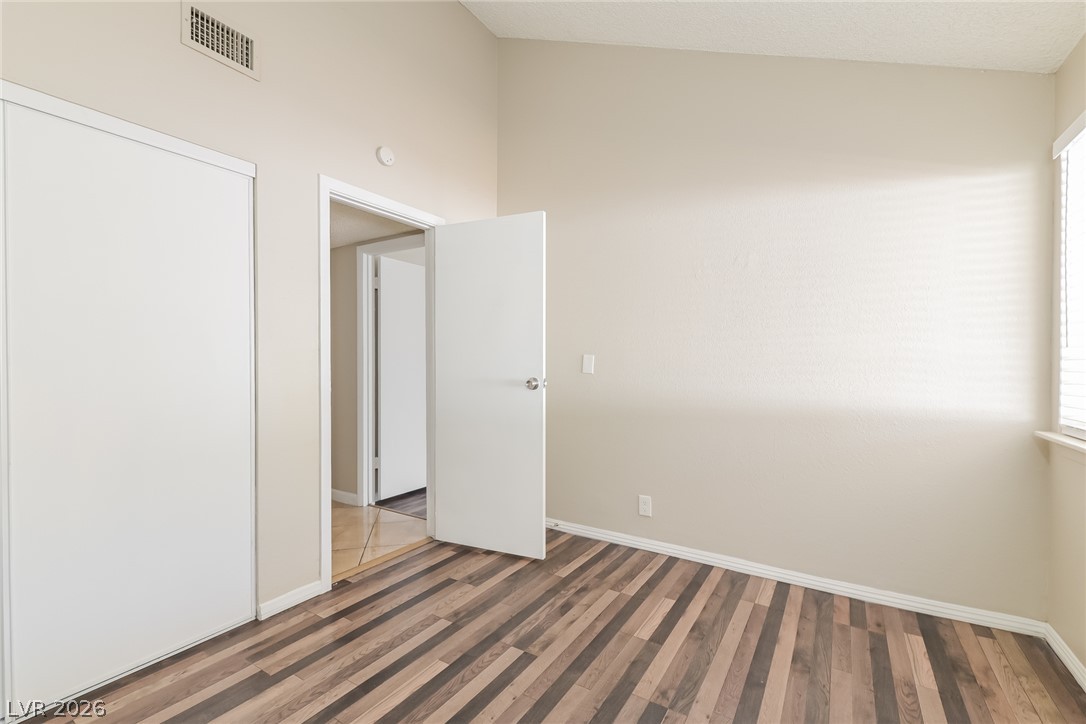 516 Laughlin Way Las Vegas NV 89110