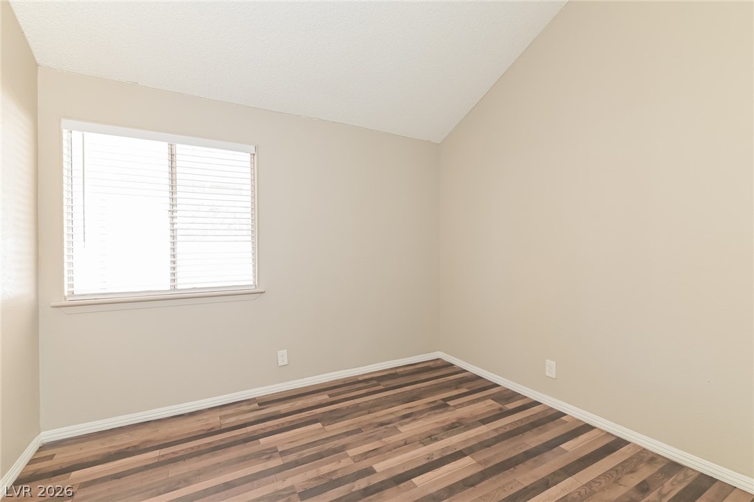 516 Laughlin Way Las Vegas NV 89110