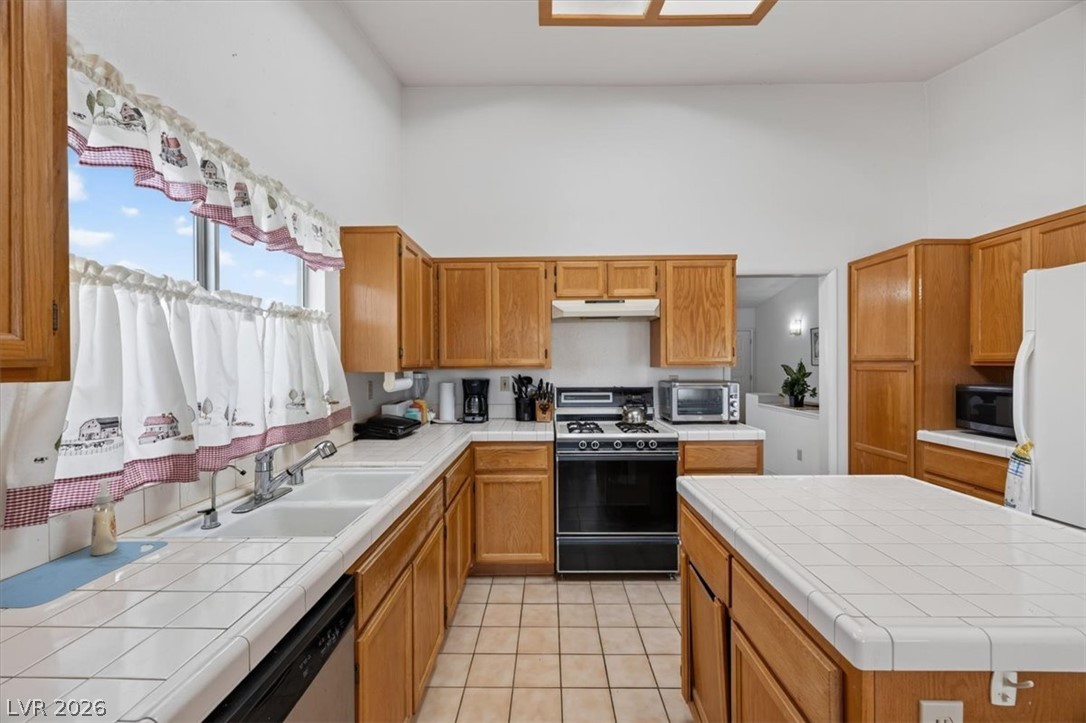 1552 Beech Grove Drive Las Vegas NV 89119