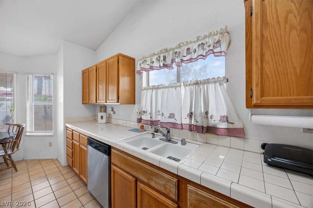 1552 Beech Grove Drive Las Vegas NV 89119