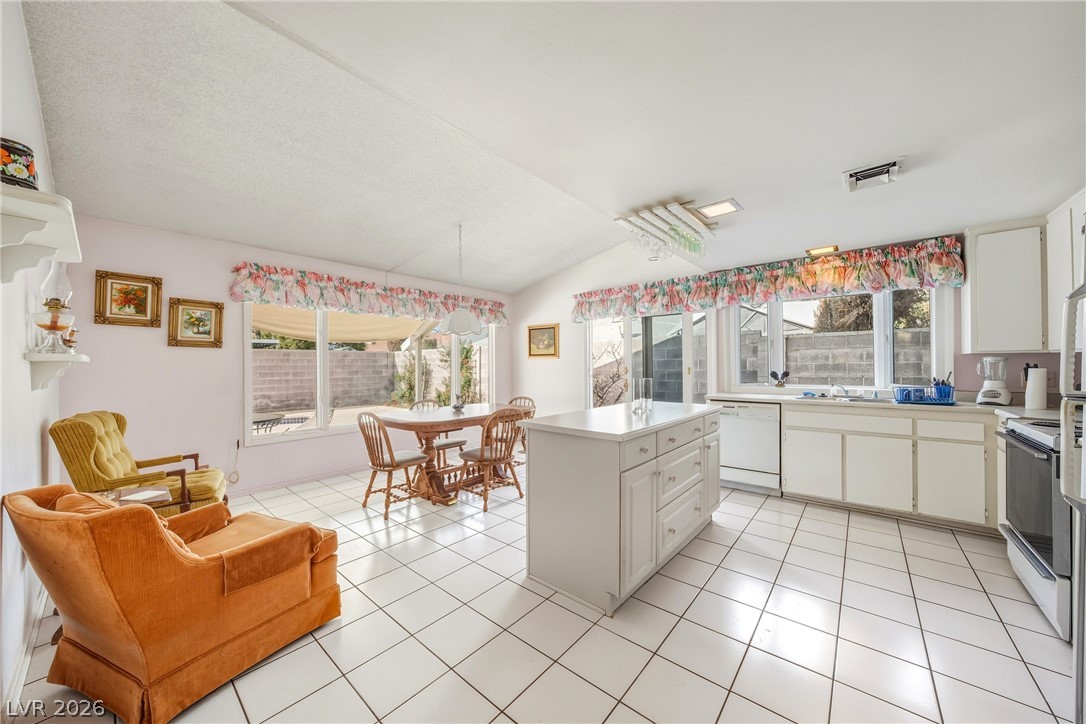 2305 Latigo Circle Las Vegas NV 89119