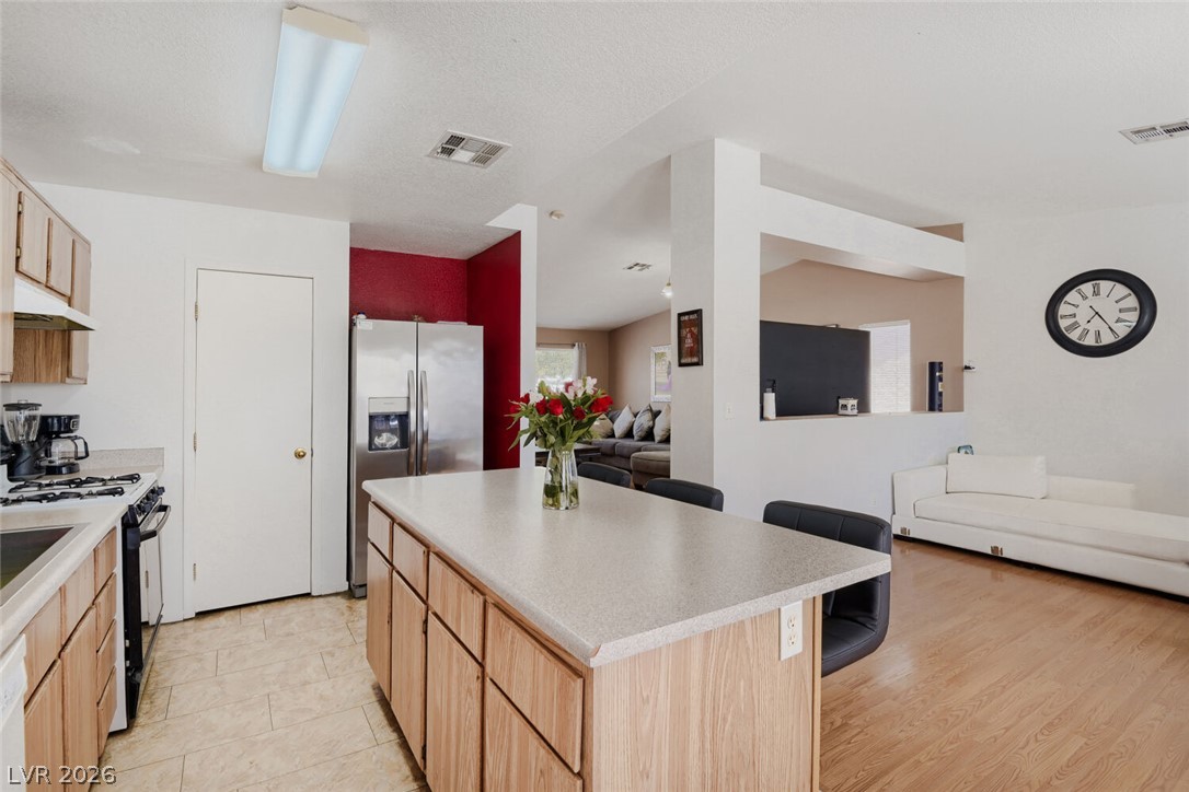 5222 Jungle Orchard Street North Las Vegas NV 89031