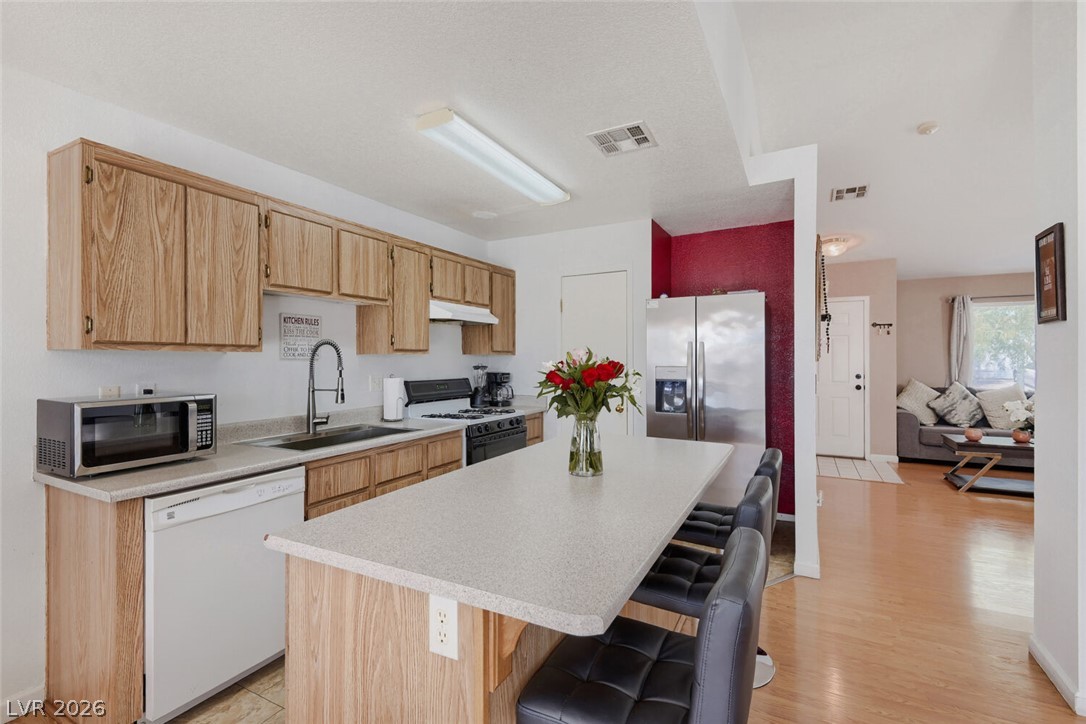 5222 Jungle Orchard Street North Las Vegas NV 89031