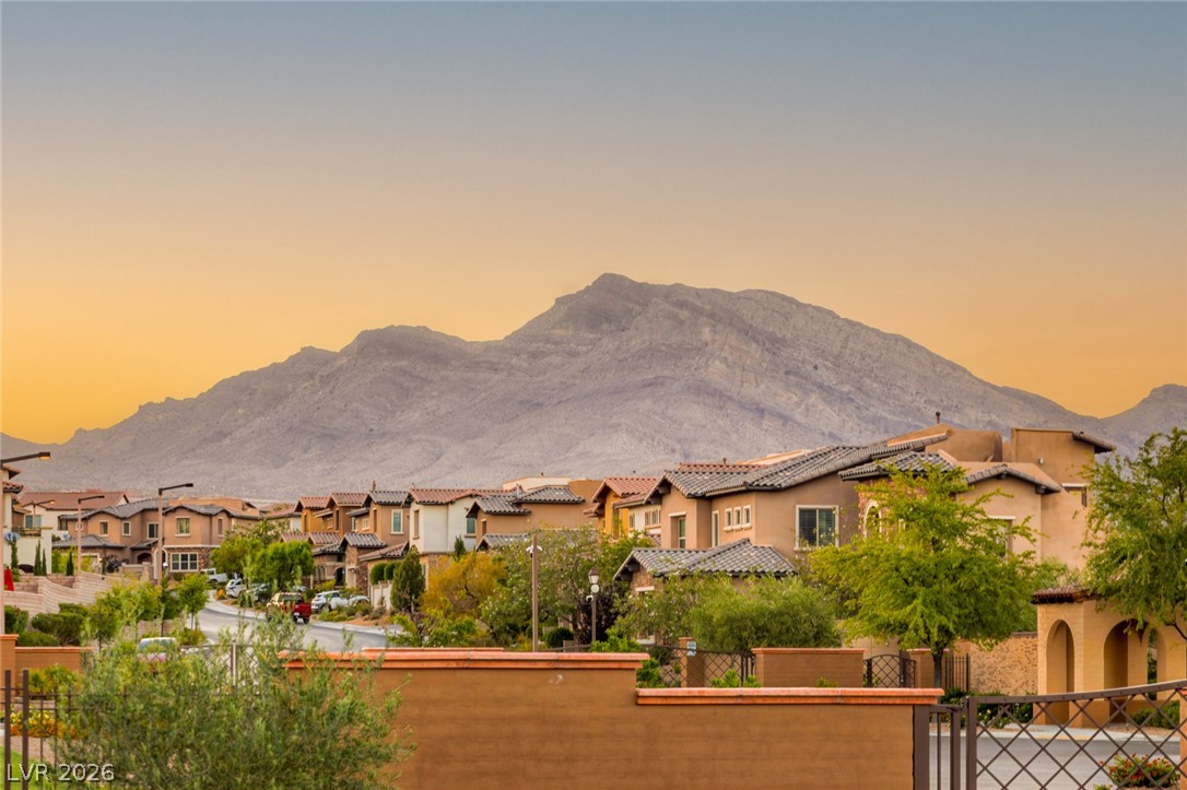 12225 Los Mares Lane Las Vegas NV 89138