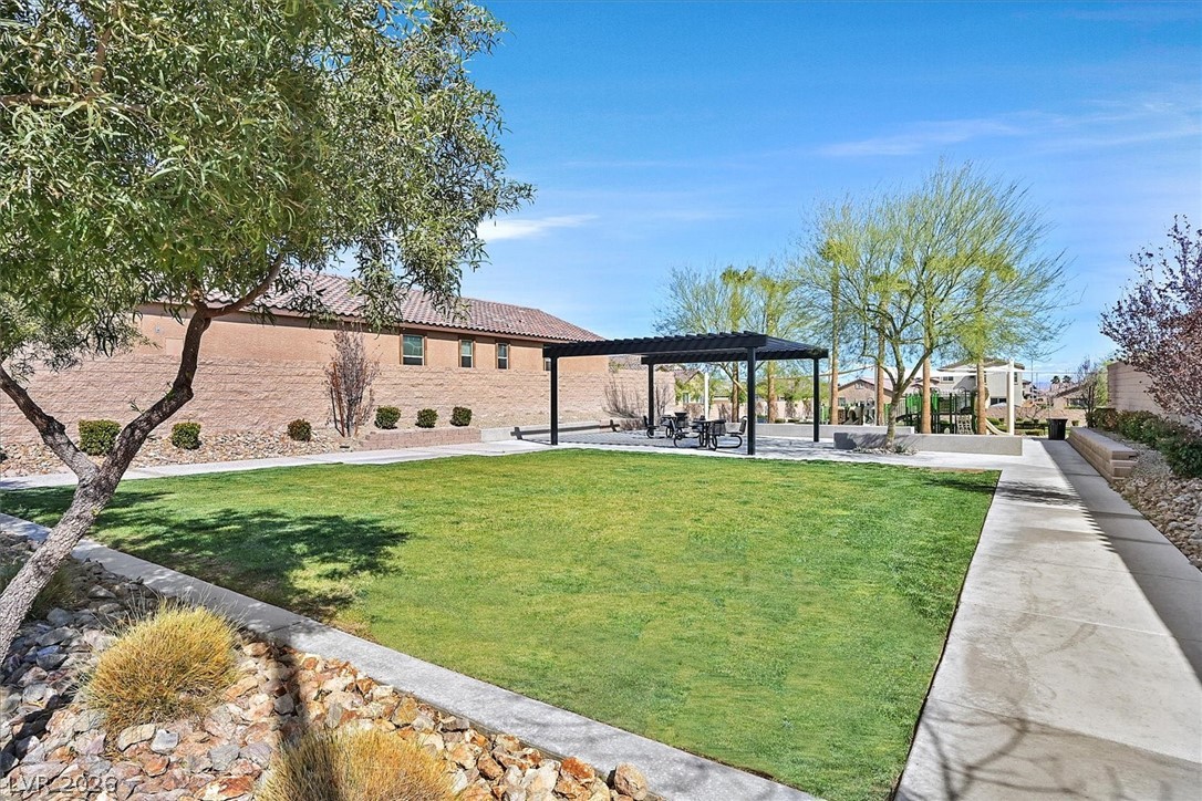1102 Edel Hest Avenue North Las Vegas NV 89081