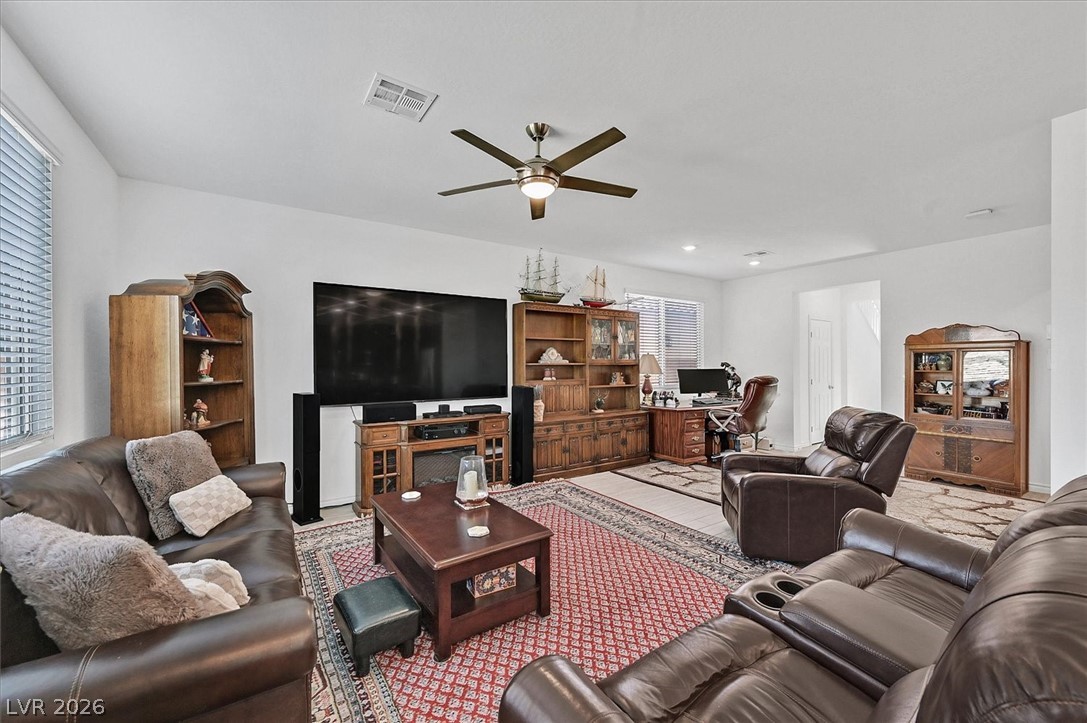 1102 Edel Hest Avenue North Las Vegas NV 89081