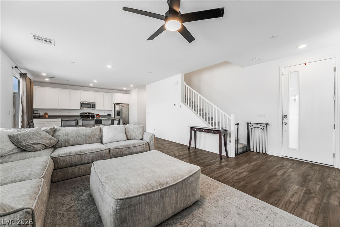 272 Mount Williamson Street Henderson NV 89015