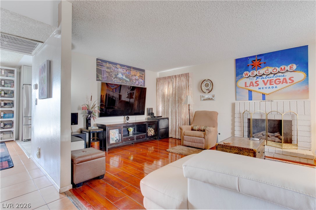 4206 Sandcastle Drive Las Vegas NV 89147