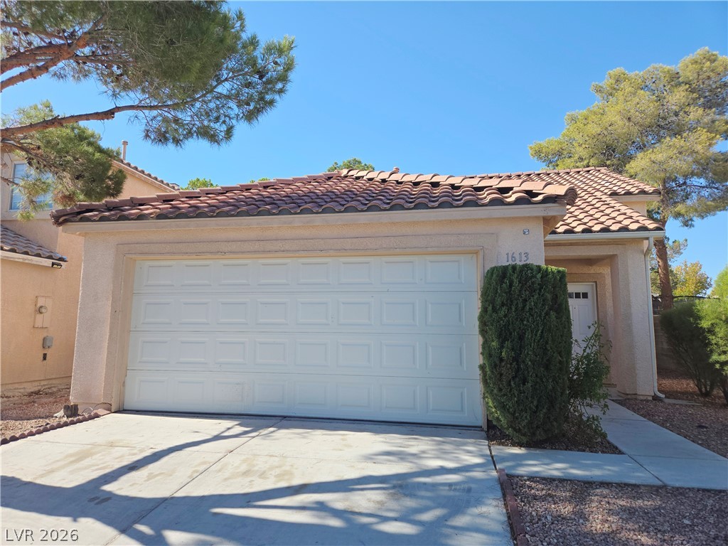 1613 Golden Glen Court North Las Vegas NV 89031