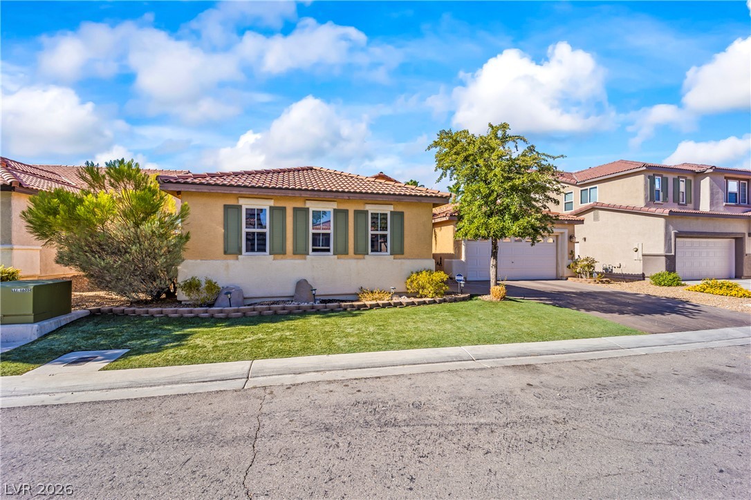 7364 South Brushwood Peak Avenue Las Vegas NV 89113